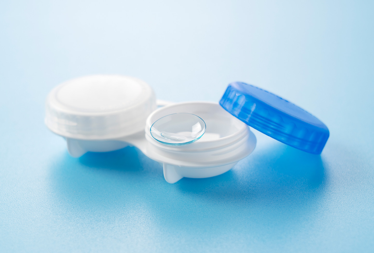 Contact lenses